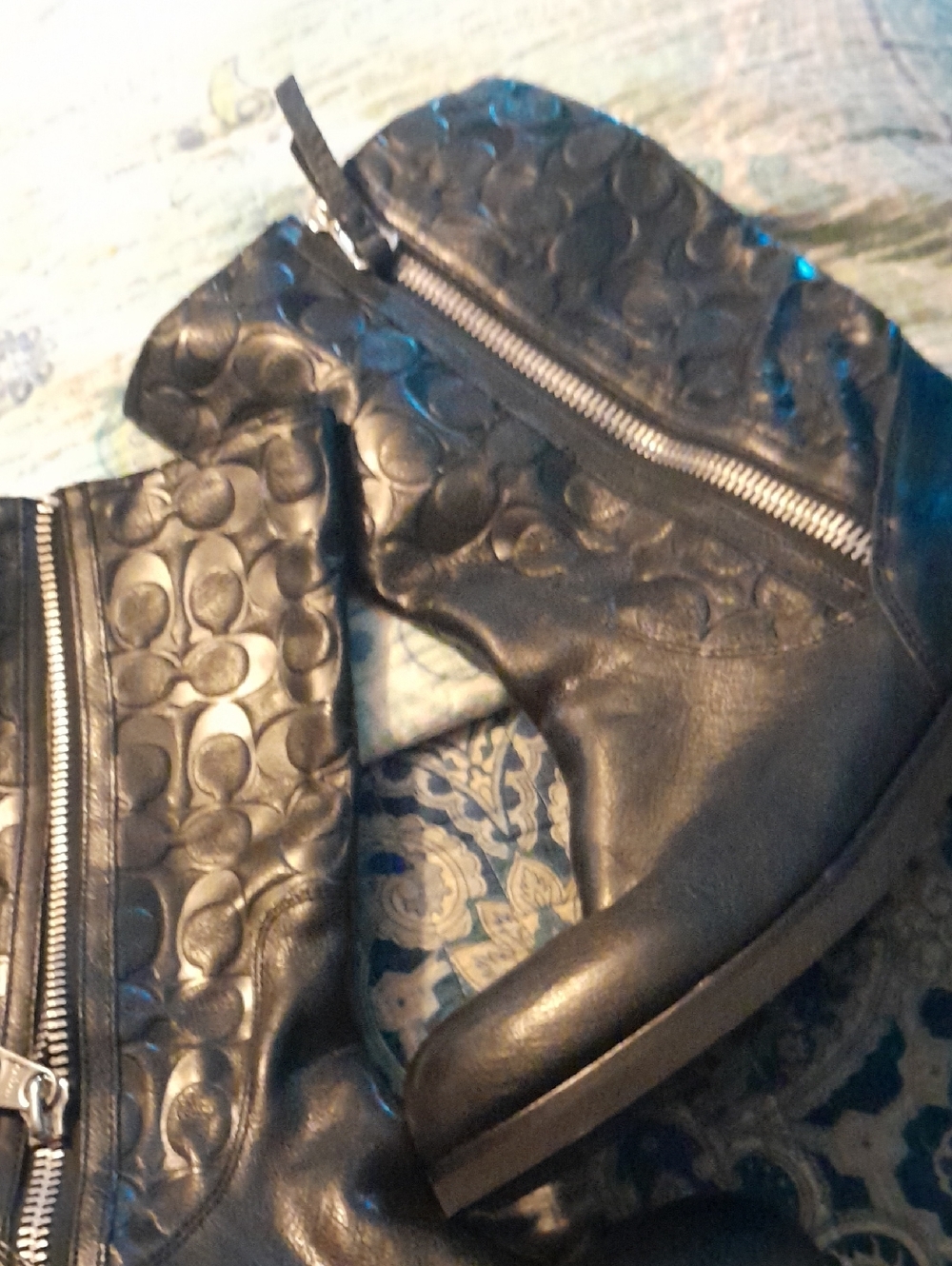 Coach Valentine Womens Black Boots Zipped Side Good Preowned Condition Size 10B